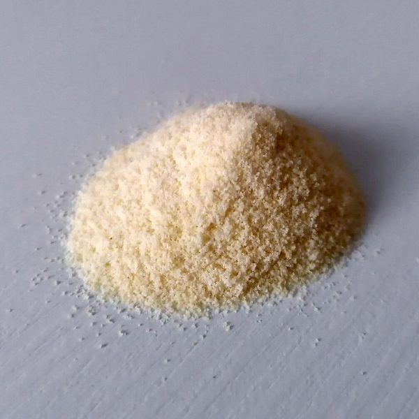 Tub of unflavoured hydrolyzed bovine collagen peptides, types I and III