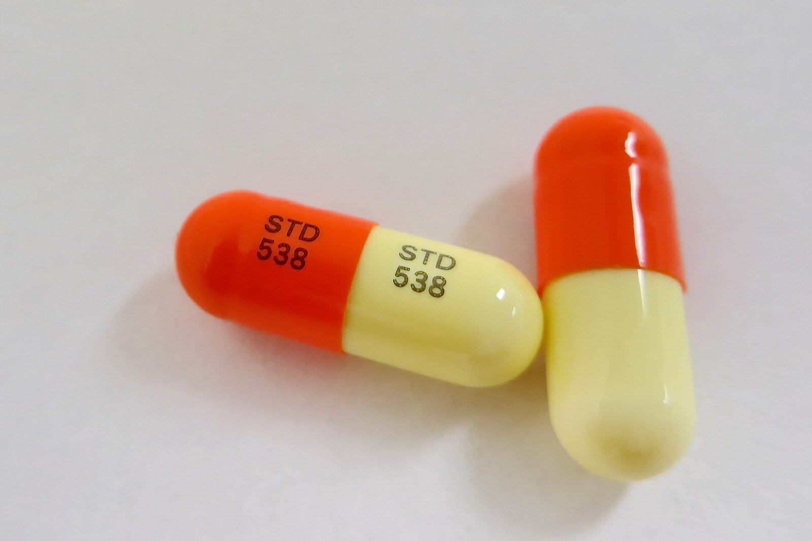 Bottle of shilajit extract 250mg capsules standardized for fulvic acid