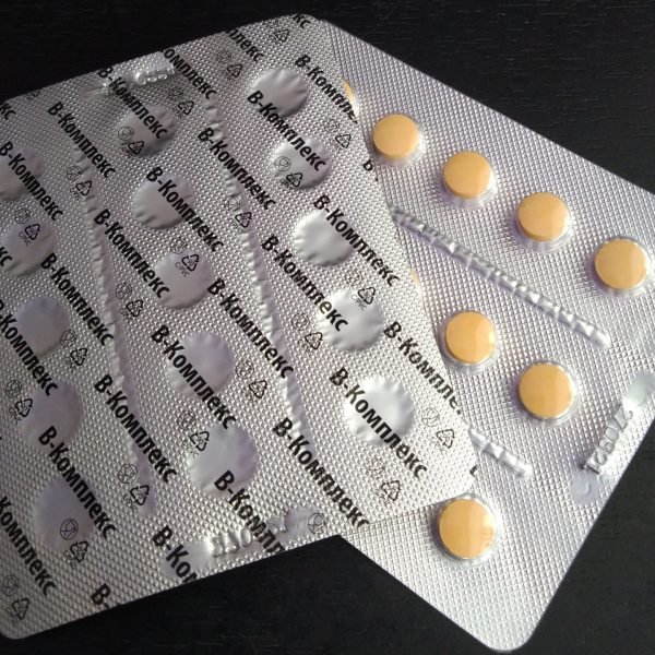 Bottle of vitamin k2 mk-7 200mcg capsules in the all trans isomer